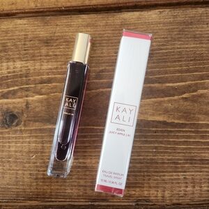 Kayali Fragrance Bundle (2 x 10ml)